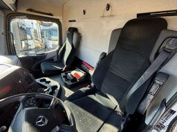 MERCEDES-BENZ ANTOS 2535 L Kühlkoffer 9 m LBW 2,5 T*LENK