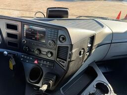 MERCEDES-BENZ ANTOS 2535 L Kühlkoffer 9 m LBW 2,5 T*LENK