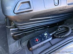 MERCEDES-BENZ ANTOS 2535 L Kühlkoffer 9 m LBW 2,5 T*LENK