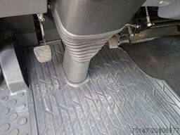 MERCEDES-BENZ 2541 L 6x2 Actros MP3 Retarder Lift Fahrschule