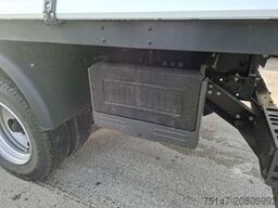 FUSO eCanter 4C15e 3-Sitzer Scattolini Kipper Staubox