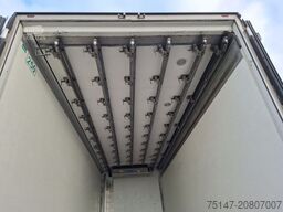  18 to 2-Achs Meat 6 Rohrbahnen Thermo King