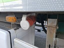  18 to 2-Achs Meat 6 Rohrbahnen Thermo King