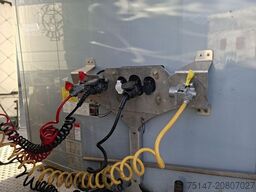 SCHWARZMÜLLER 3-Achs Schubboden Voll-Alu 91 m³ Liftachse