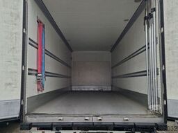 SCHMITZ CARGOBULL 18 t 2-Achs Anhänger Koffer isoliert Portaltüren