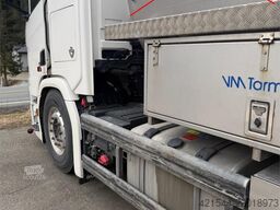 Scania R580 6x2 Chassis