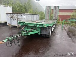 Istrail 3 akslet machine trailer with hydraulic ramps