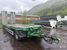 Istrail 3 akslet machine trailer with hydraulic ramps