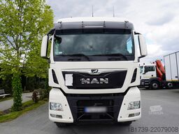 MAN TGX 18.470 4x4H tractor unit