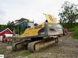 Volvo EC240CL Crawler Excavator with 2 Buckets