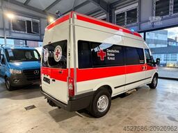 FORD Transit 2.2L *RTW*KTW*KRANKENWAG*LIEGE+STUHL