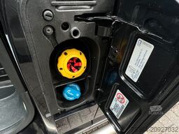 VOLKSWAGEN T6 Kombi 2.0 Tdi Lang 9 Sitze Klima Schiebetür