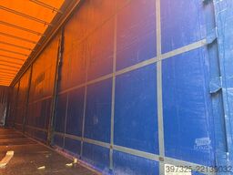 Krone Curtainsider / Planenauflieger