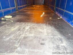 Krone Curtainsider / Planenauflieger