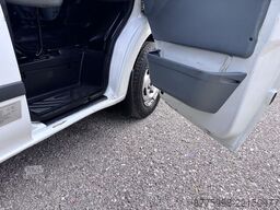 Ford Transit 300