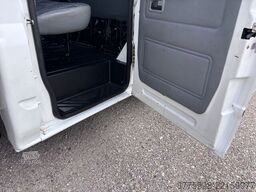 Ford Transit 300