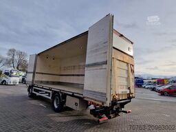 MAN TGM 18.340 4x2 - Sleepercab - Box with sidedoor...