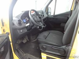 MERCEDES-BENZ eSprinter 312 DHL Regal KEP-Ausbau
