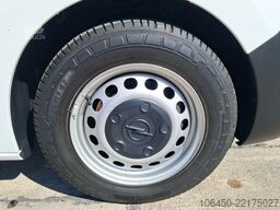 Opel Vivaro Kombi 1.5 D L 9-Sitzer Klima Navi AHK