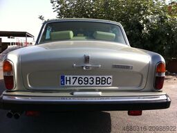 ROLLS ROYCE SILVER SHADOW 2