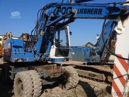 LIEBHERR A900