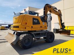 LIEBHERR A910 Compact