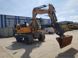 LIEBHERR A910 Compact