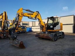 LIEBHERR A910 Compact