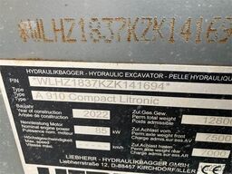 LIEBHERR A910 Compact