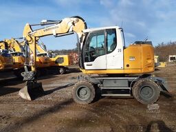 LIEBHERR A912 compact