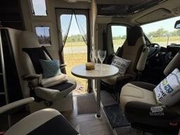 Chausson Welcome 611 Travel Line 2 Aufbautüren, 2 Hubbetten