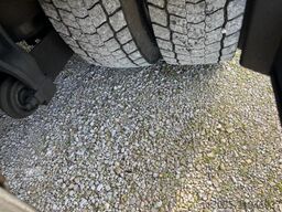 Mercedes-Benz Antos 1830