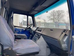 Mercedes-Benz Vario 812D closed box