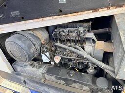 Scania P114 Lift truck w/ Compressor and 8 meter Lift.