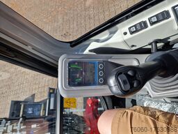 Takeuchi TB225 V3 Powertilt 3 Löffel