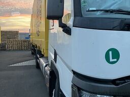 Renault T