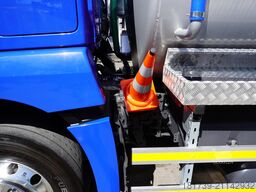 Mercedes-Benz Actros 18.35 LS/ NEW septic tank 08.2025