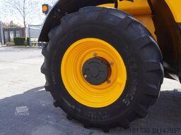 JCB 526-56 AGRI Plus / 5.6 m / joystick