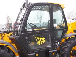 JCB 535-95 / 3.5 T / range 9.5 m / joystick