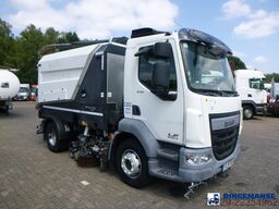D.A.F. LF 230 4x2 Euro 6 Schmidt Street King 660 sweeper