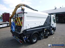 D.A.F. LF 230 4x2 Euro 6 Schmidt Street King 660 sweeper