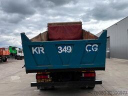 Scania 93 - 220 (MANUAL PUMP / POMPE MANUELLE / MANUAL...