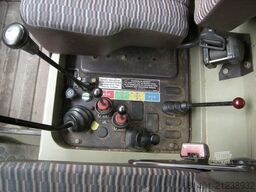 UNIMOG U2100 437/30 Zugmaschine mit Kran P14500D