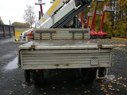 UNIMOG U2100 437/30 Zugmaschine mit Kran P14500D