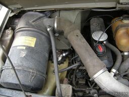 UNIMOG U2100 437/30 Zugmaschine mit Kran P14500D