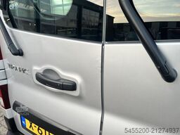 Renault Trafic Passenger 1.6 dCi BTW / BPM vrij marge E...