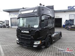 Scania P 410 A4x2EB / Height-adjustable fifth wheels