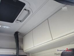 Scania P 410 A4x2EB / Height-adjustable fifth wheels