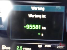 Scania P 410 A4x2EB / Height-adjustable fifth wheels