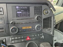 Mercedes-Benz 1840 mehrfach vorhanden